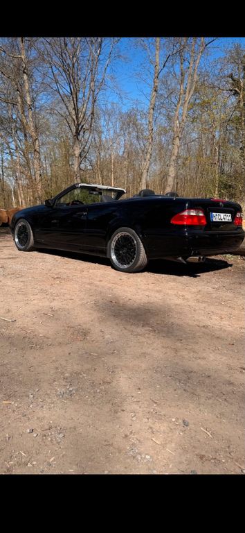 Mercedes-Benz CLK 230