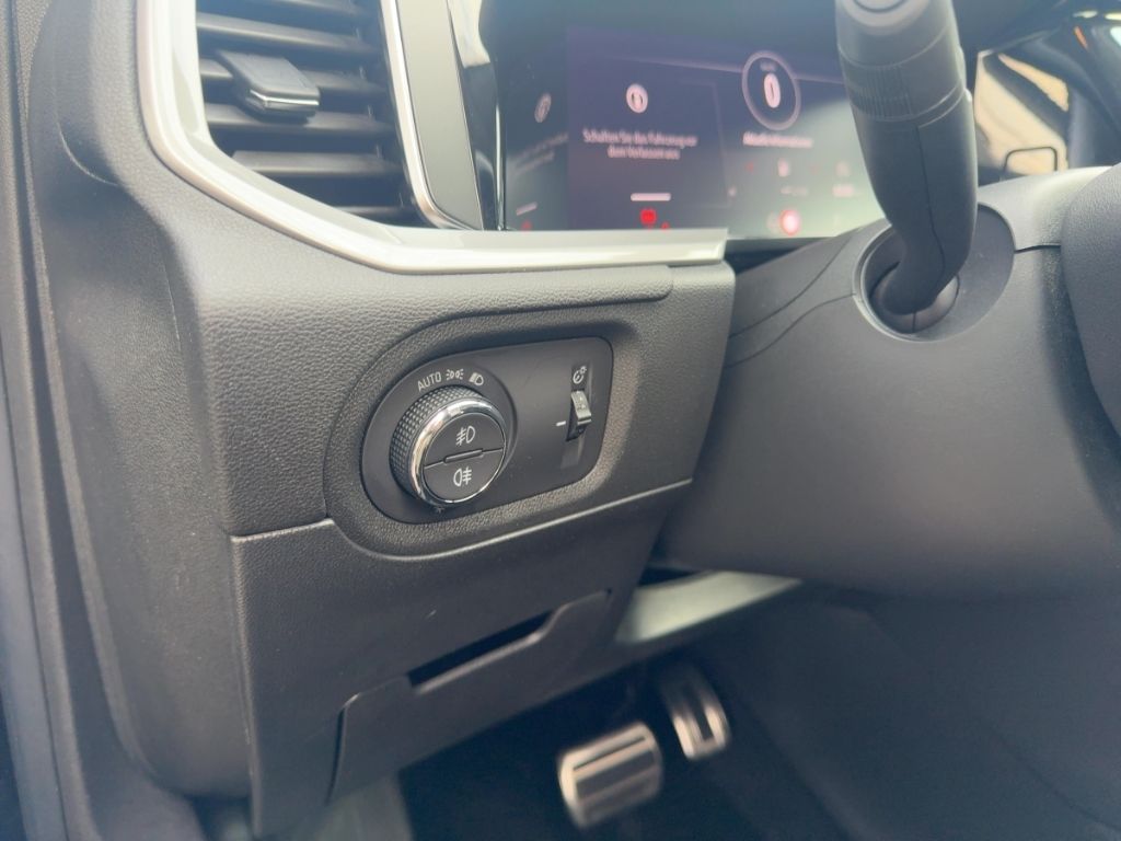 Fahrzeugabbildung Opel Grandland GS MATRIX NAVI 360 Grad-Kamera