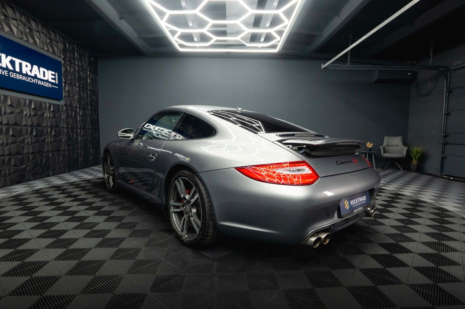 Fahrzeugabbildung Porsche 997.2 911 Carrera S Coupe Sport Chrono+ Bi-Xenon