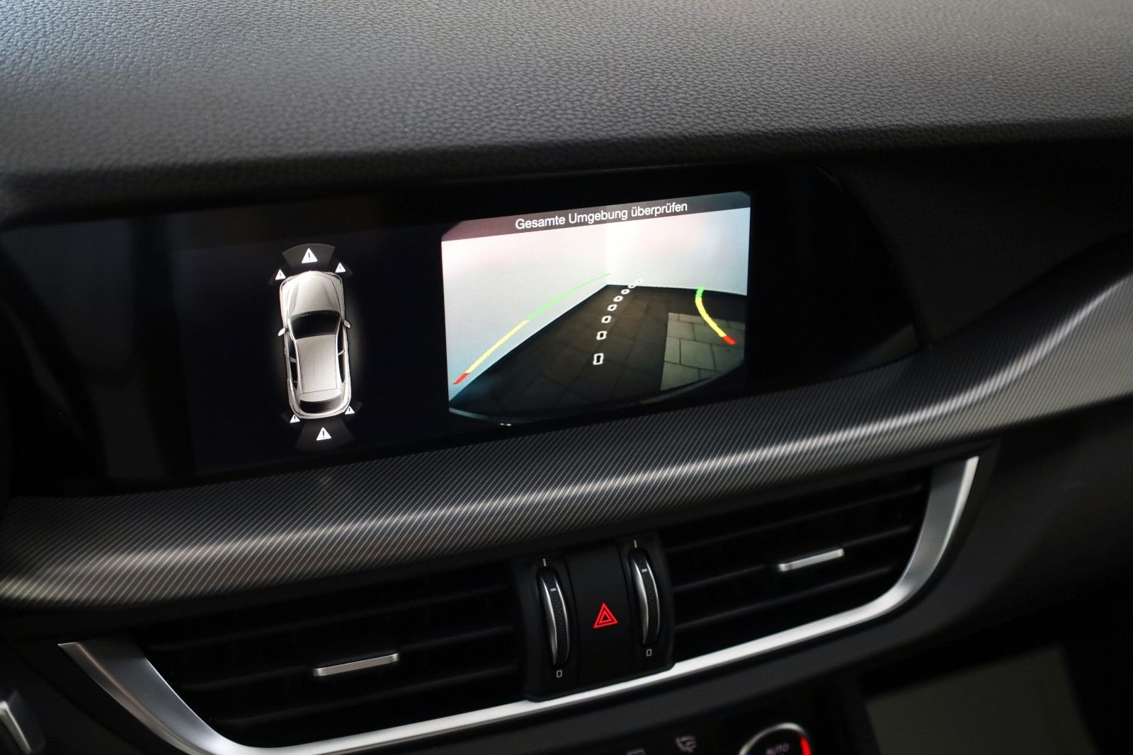 Fahrzeugabbildung Alfa Romeo Stelvio Super Q4 Leder,Navi,Panorama,Apple CarP.