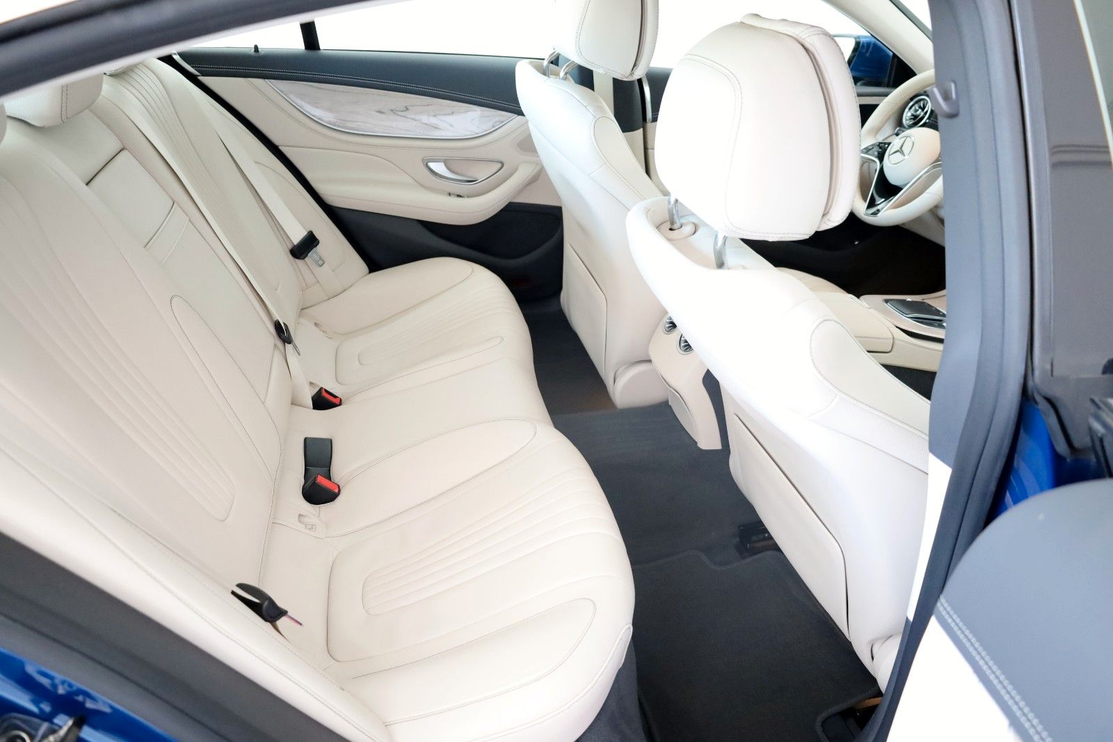 Fahrzeugabbildung Mercedes-Benz CLS 400 d Avantgarde 4M,SH,HUD,360Kamera,AHK +WR