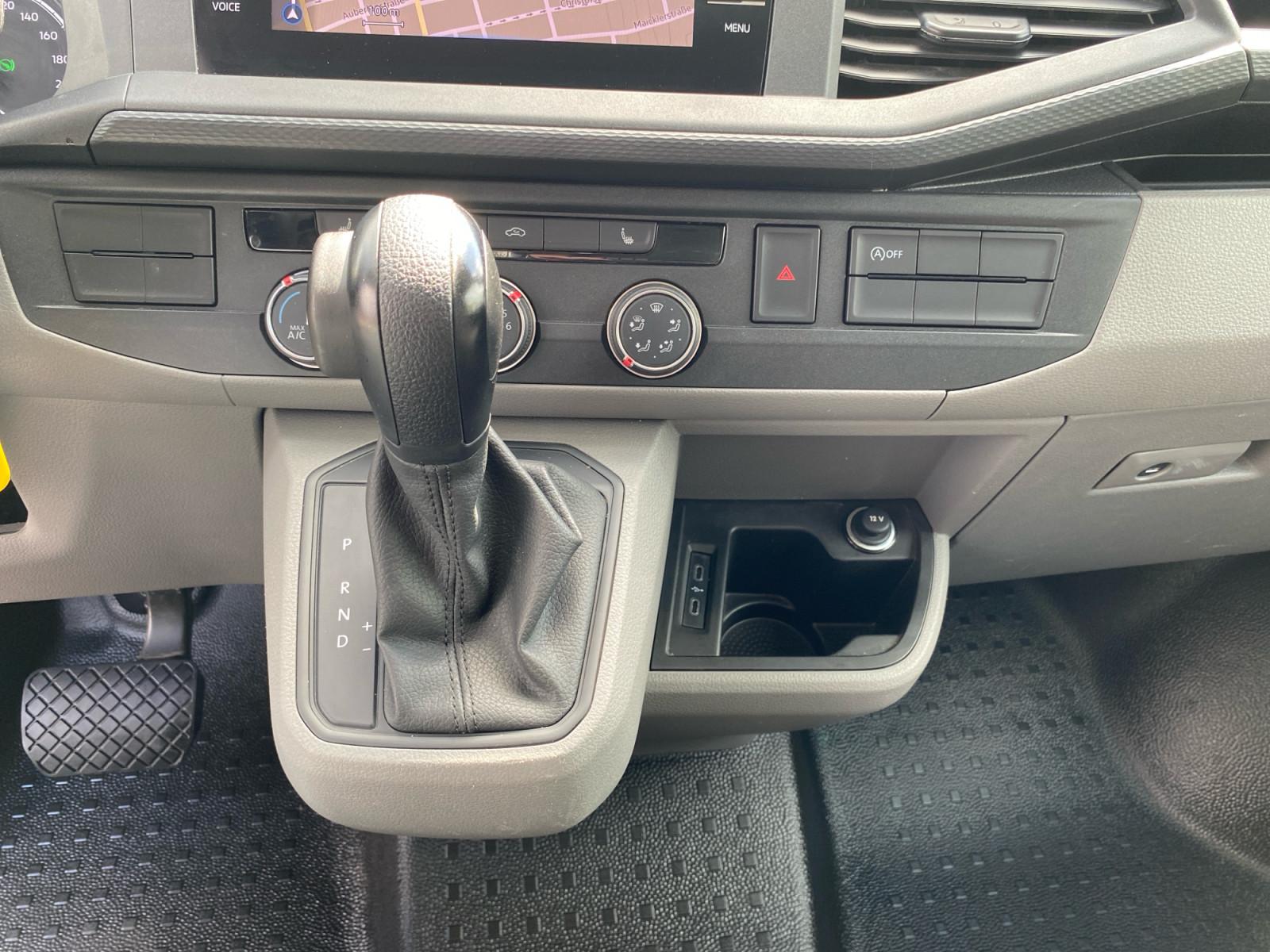 Volkswagen T6.1 Transporter ACC LED Standheizung Sortimo We