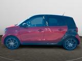 Smart BRABUS forfour 109 PS NAVI*JBL*PANO*KAMERA*SHZ* - Automatik Gebrauchtwagen in Düsseldorf