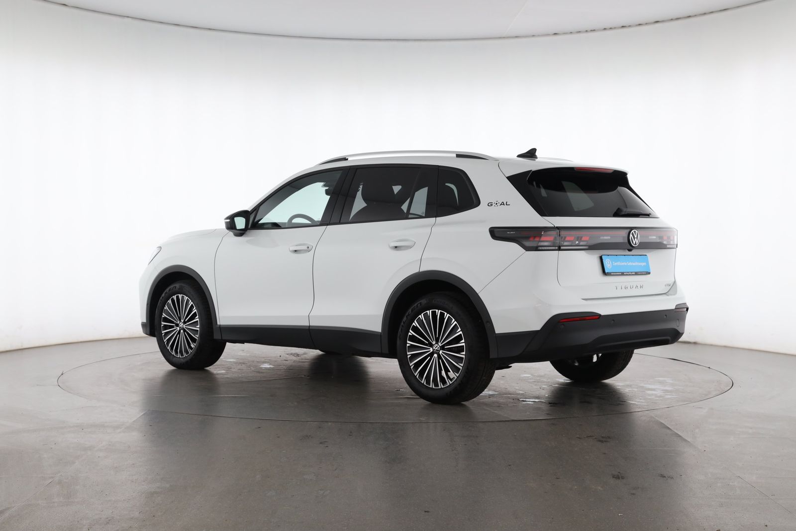 Volkswagen Tiguan 1.5 eTSI DSG GOAL NAVI LED AHK foto 4