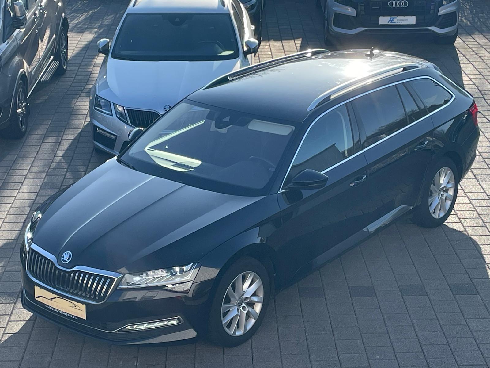 Skoda Superb Combi 2.0 TDI Style*Navi*LED*Alcantara*