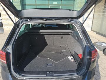 Volkswagen Passat Variant - 7