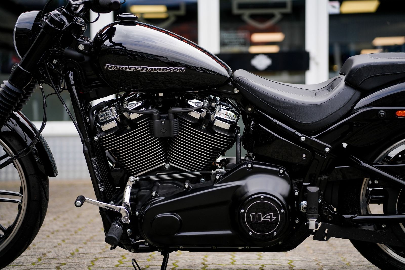 Fahrzeugabbildung Harley-Davidson FXBRS Breakout 114 cui - Miller - Black Black