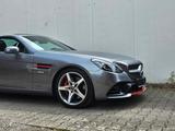 Mercedes-Benz SLC 200 AMG Line RedArt Edition SLK 200 Redart - Mercedes-Benz SLC 200 mit Benzin-Antrieb: Automatik