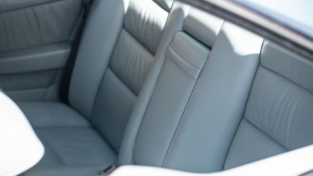Fahrzeugabbildung Mercedes-Benz 300 CE/Leder grau/Klima/Traumzustand
