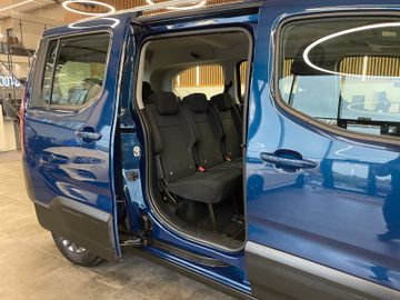 MYAUTOCENTER – Gebraucht- und Jahreswagen mit Werkstattservice in Pfaffenhofen Peugeot Rifter Allure L2*2. Hand*AHK*Klima*Navi*7-Sitzer