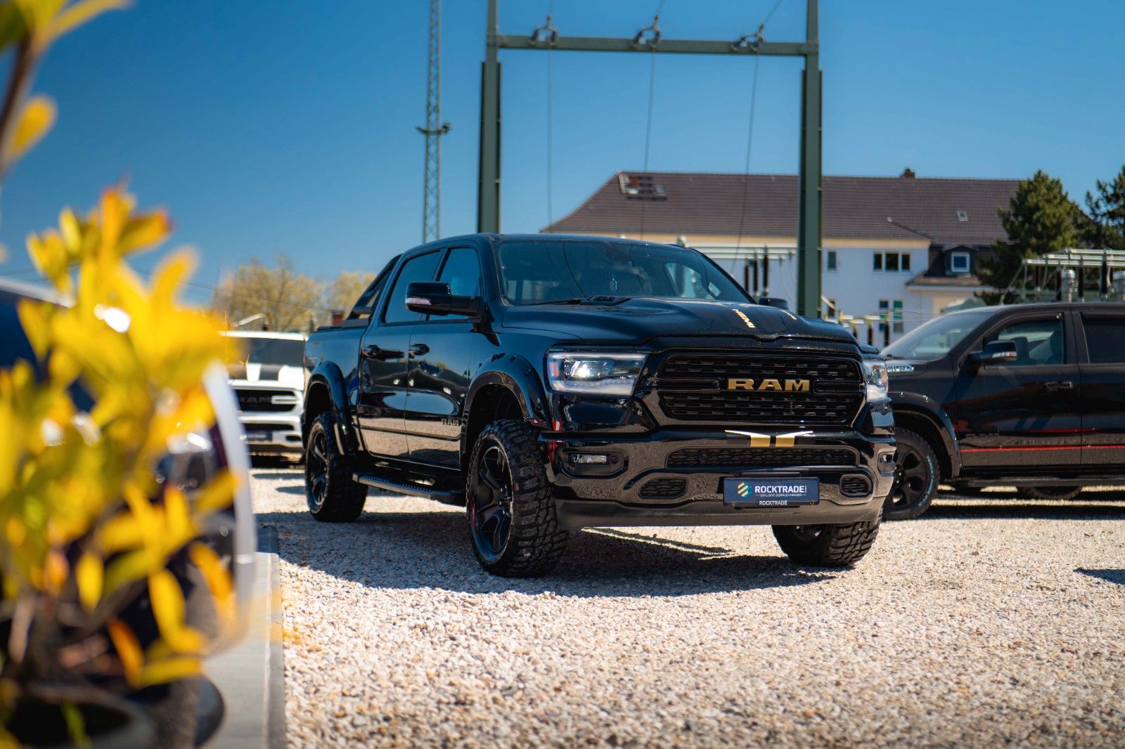 Fahrzeugabbildung Dodge RAM 5.7 V8 GOLD EDITION OFFROAD 4x4 UNFALLFREI