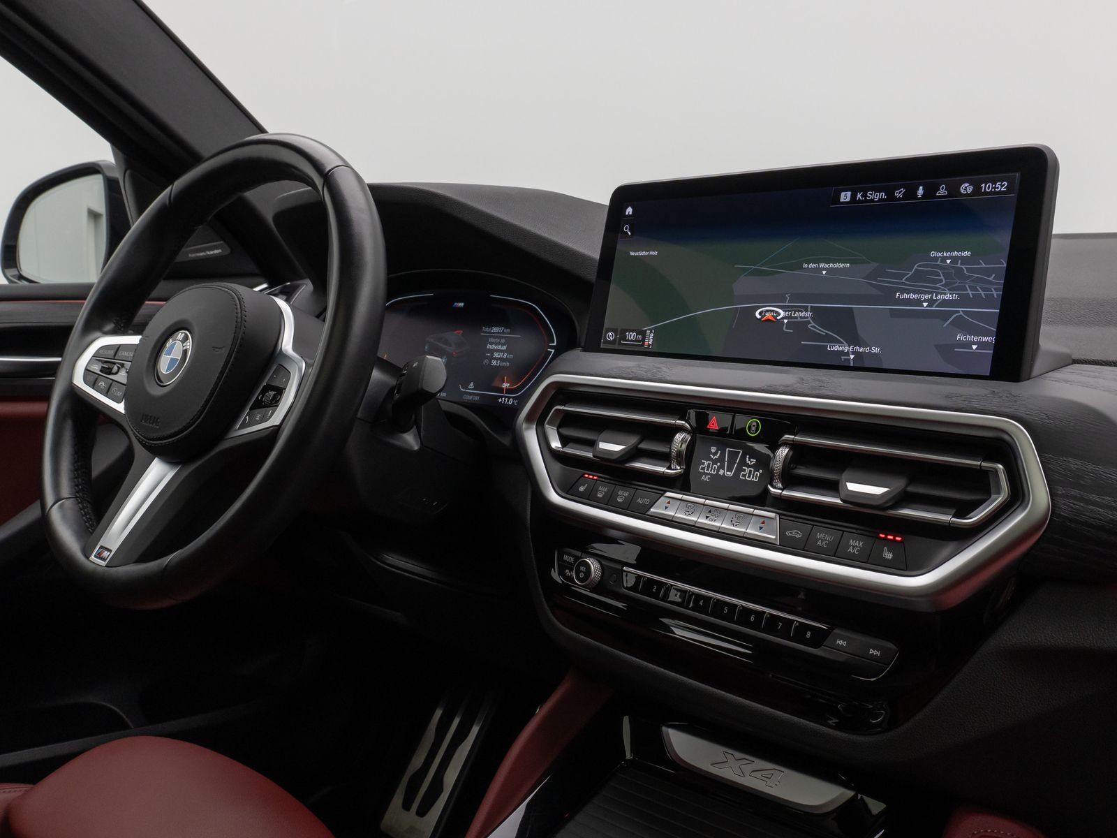 Fahrzeugabbildung BMW X4 xD30i M Sport Panorama 360°DAB H/K AHK Komfor