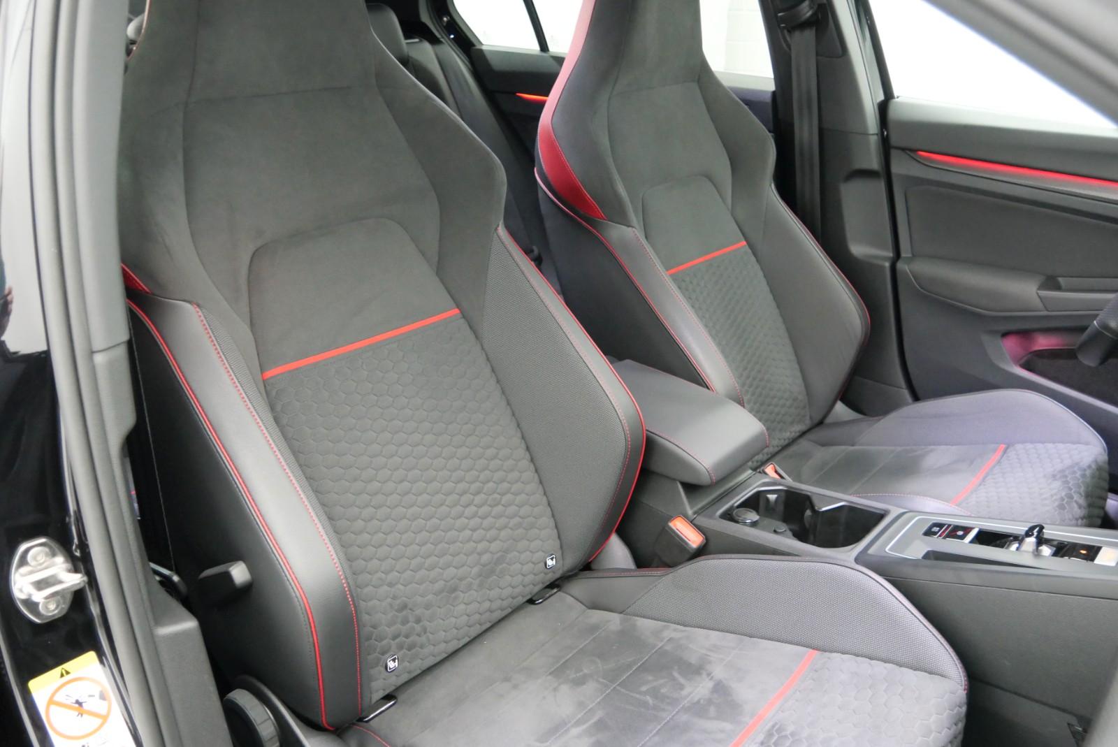 Volkswagen Golf VIII GTI Clubsport ACC KAMERA LED PDC