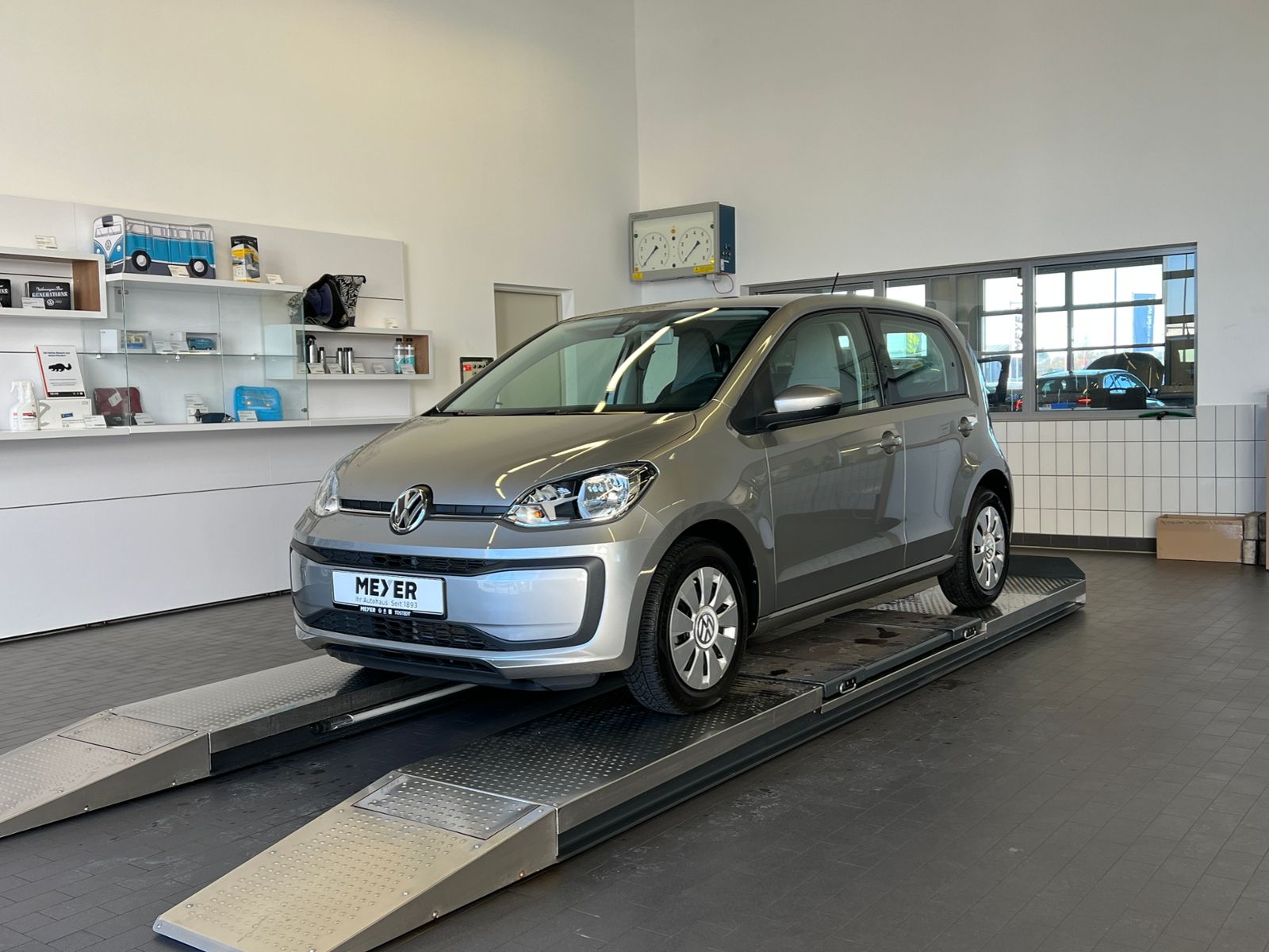 Fahrzeugabbildung Volkswagen up! move 1.0 *Klima, Composition Phone, PDC hint