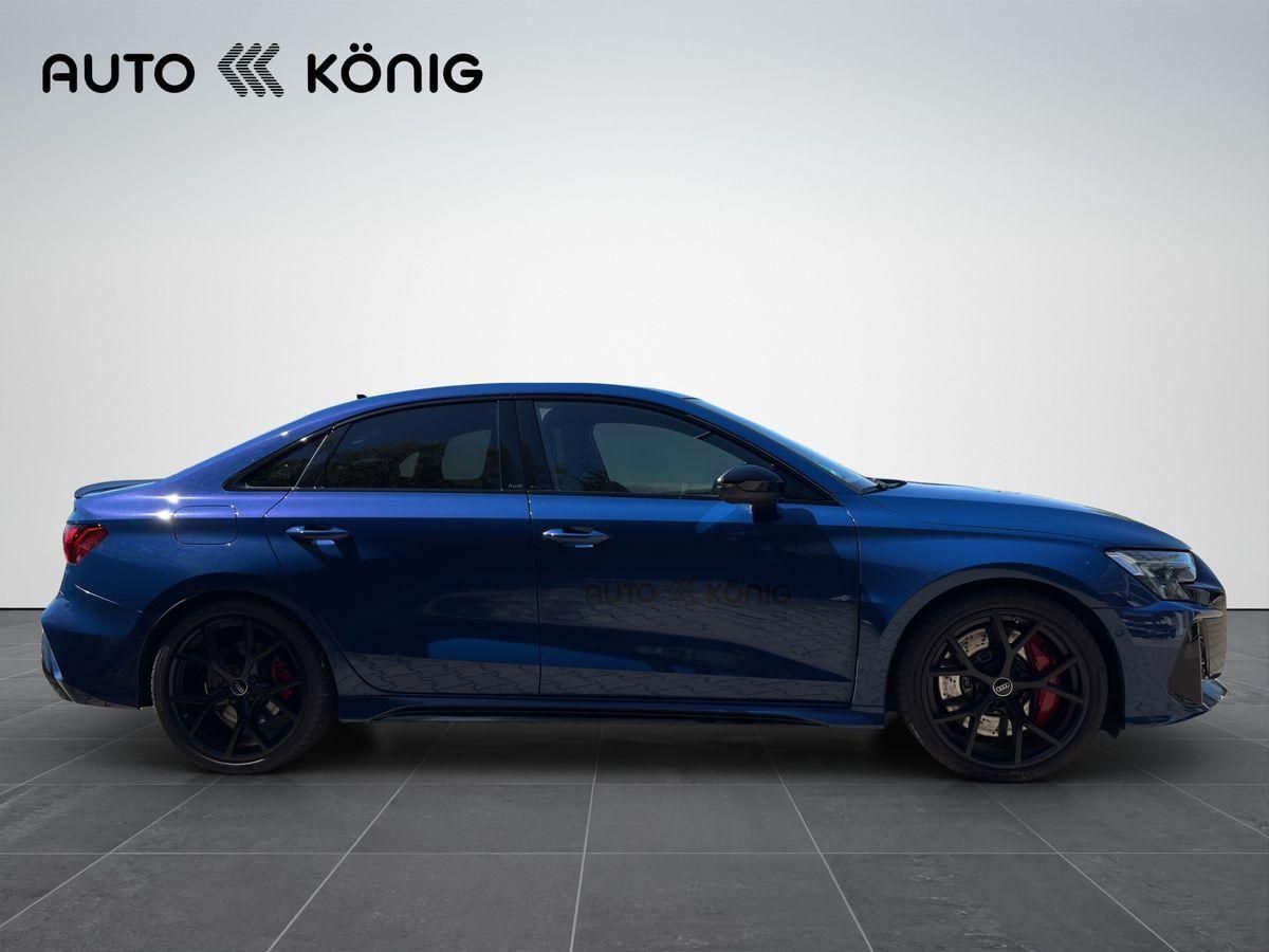 Fahrzeugabbildung Audi RS3 Limousine 2.5 TFSI quattro 294 kW