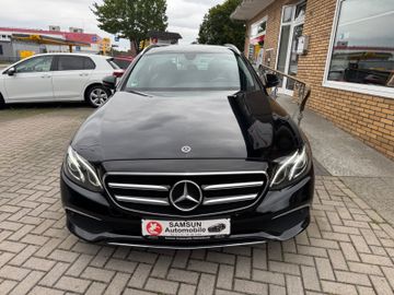 Mercedes E 200 - 2