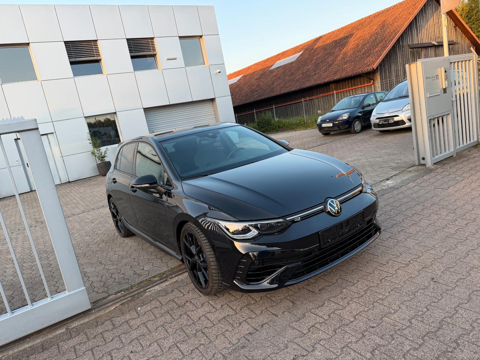 Volkswagen Golf VIII R 4Motion PANO*ACC*SOUND*LANE*SIDE*LED, миниатюра 4