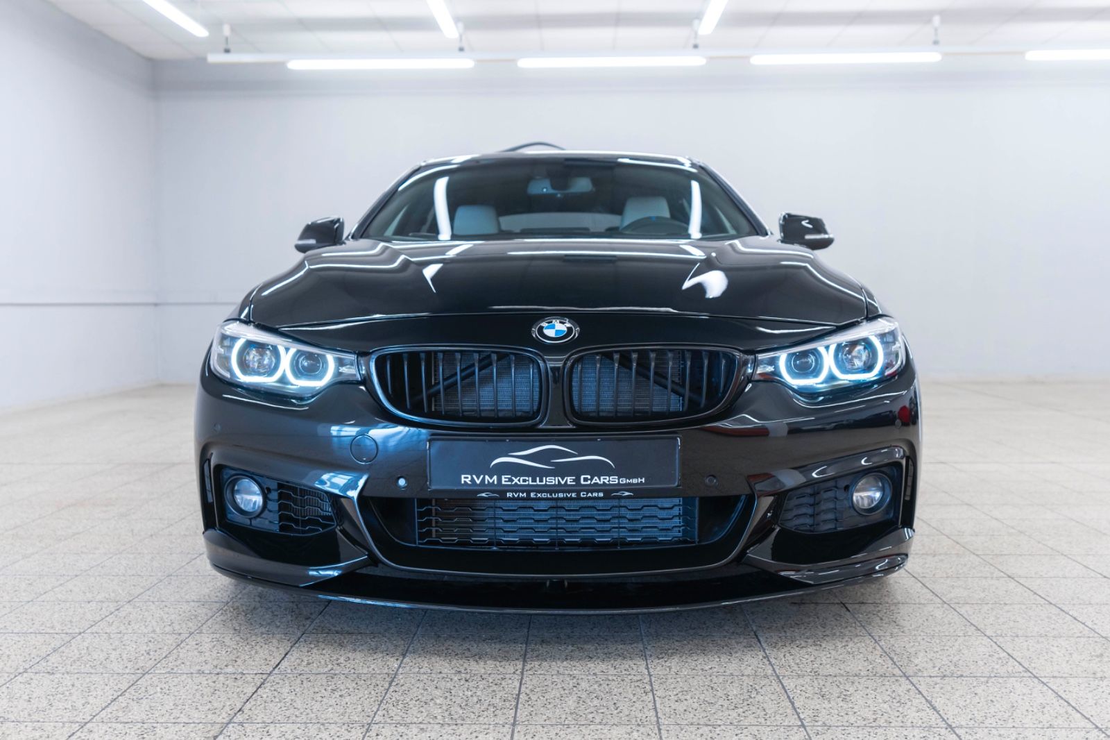 Fahrzeugabbildung BMW 440i GC M-Performance H&K LED CARPLAY KAM SHZ