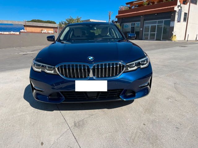 BMW Bmw 320 320d xDrive Luxury