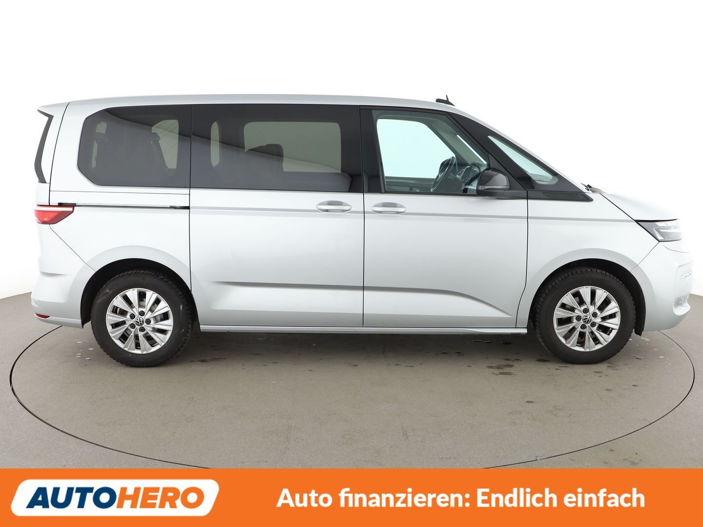 Volkswagen T7 Multivan 1.5 TSI Life Aut. NAVI LED TEMPO foto 7