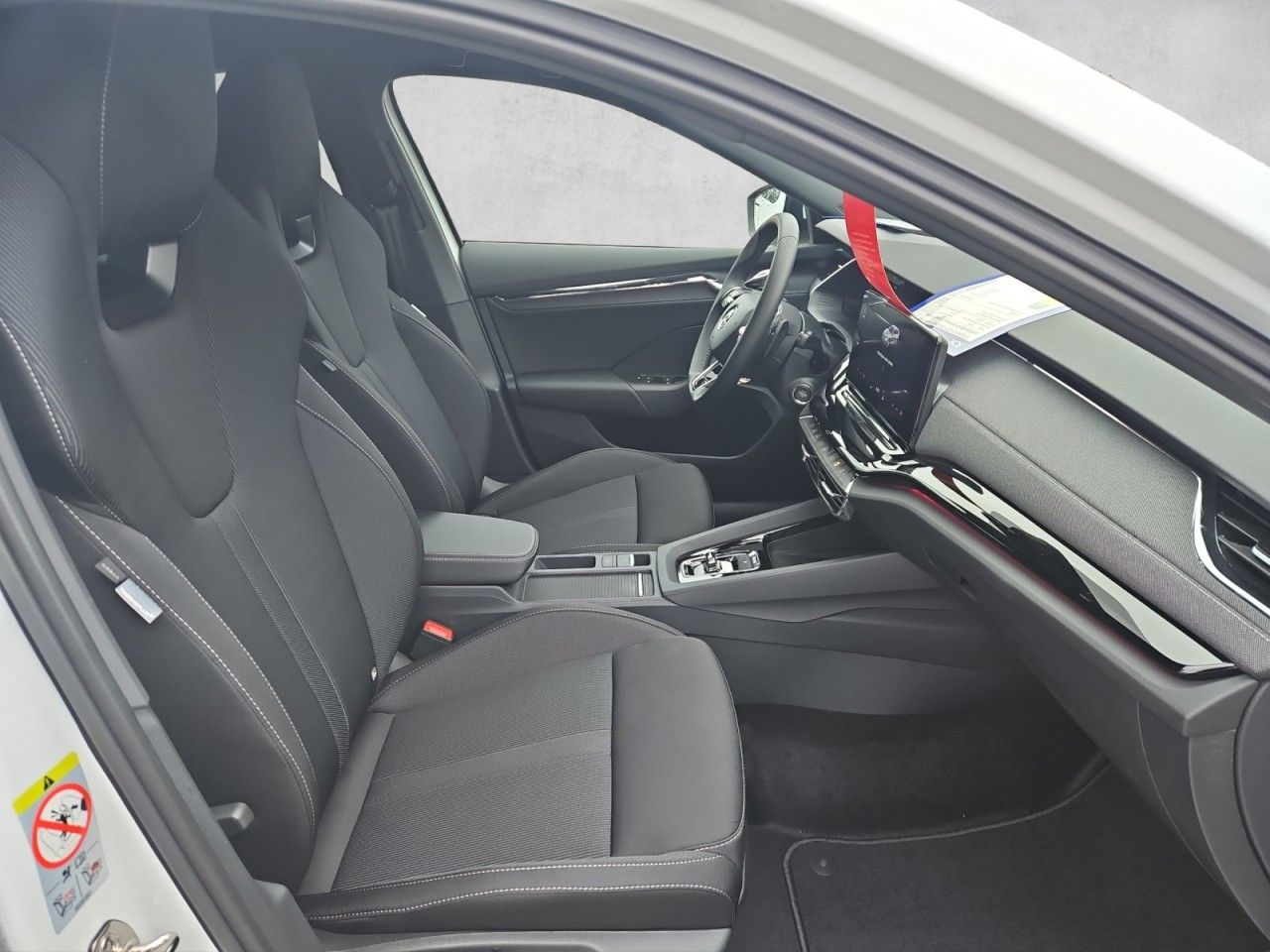 Fahrzeugabbildung SKODA Octavia Combi 2.0 TDI Sportline 4x4 DSG MATRIX