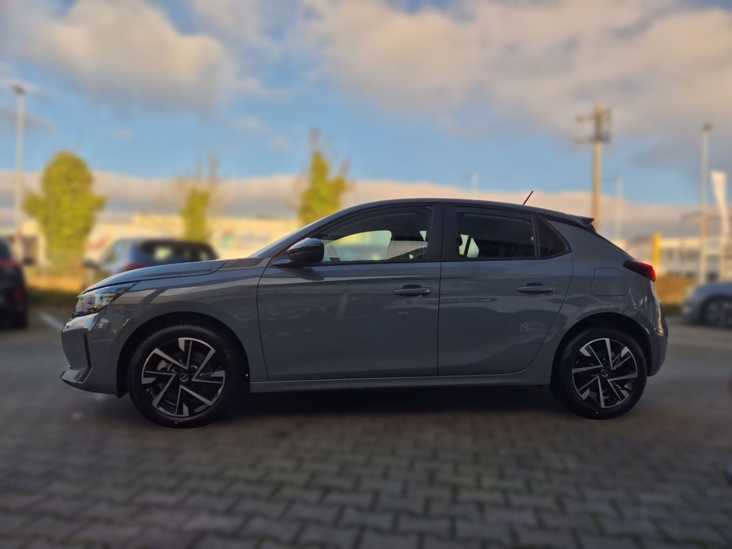 Fahrzeugabbildung Opel Corsa F Edition 1.2 Turbo EU6e Apple CarPlay And