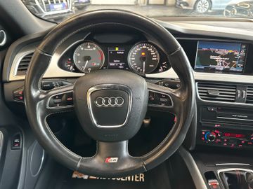 Audi S4 *B&O*TEMPO*NAV*CARBON*PDC*ALCANTARA*20Zoll*