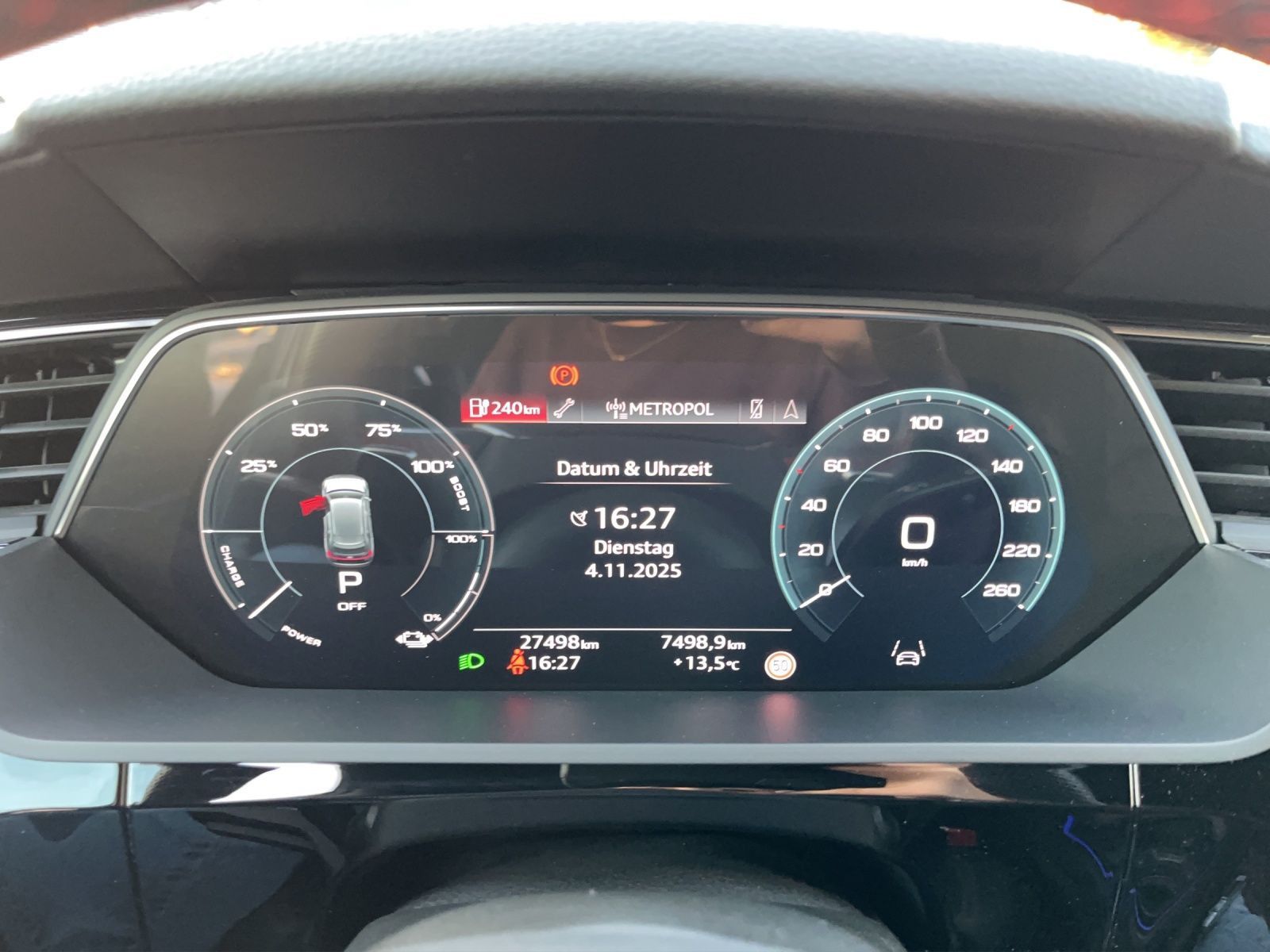 Audi Q8 e-tron - Bild 11