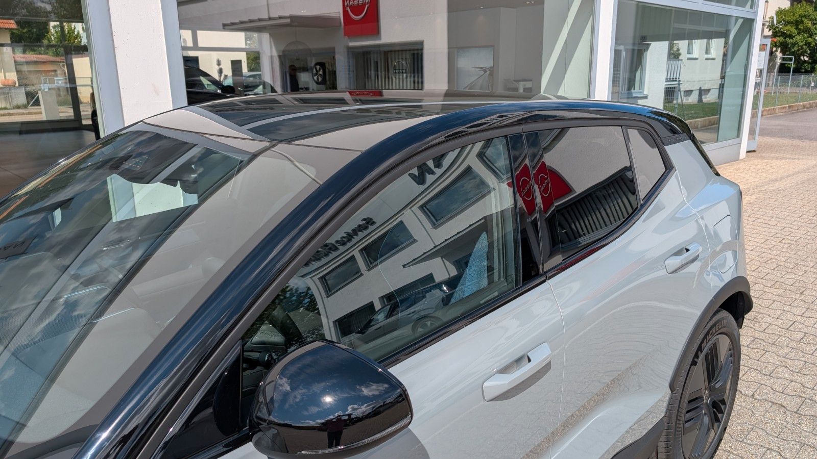 Fahrzeugabbildung Volvo EX30 CC Cross Country AWD | PANO | Performance