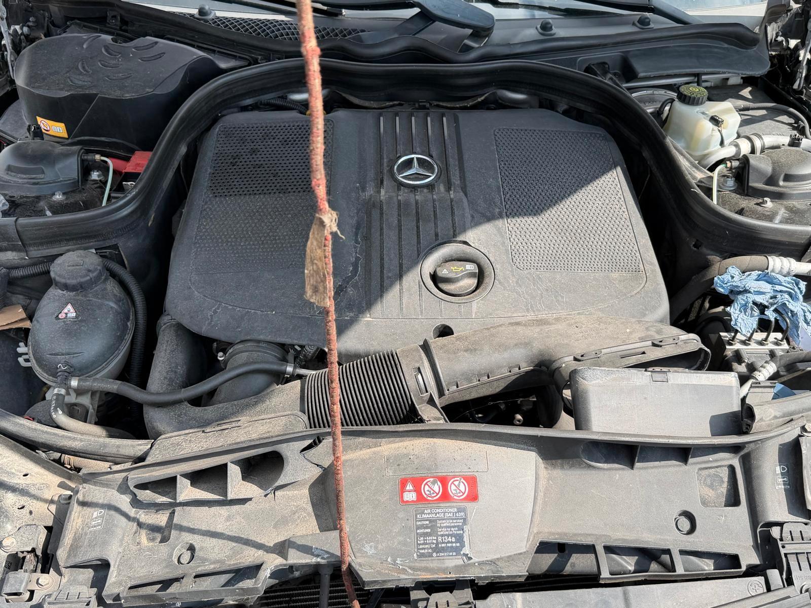 Mercedes-Benz E250 2015 — photo 15