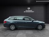 Skoda Superb Combi Active Navi, Parksensoren, SHZ - Skoda Superb in Duisburg