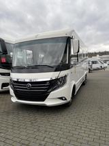 Niesmann + Bischoff Arto 83 F 