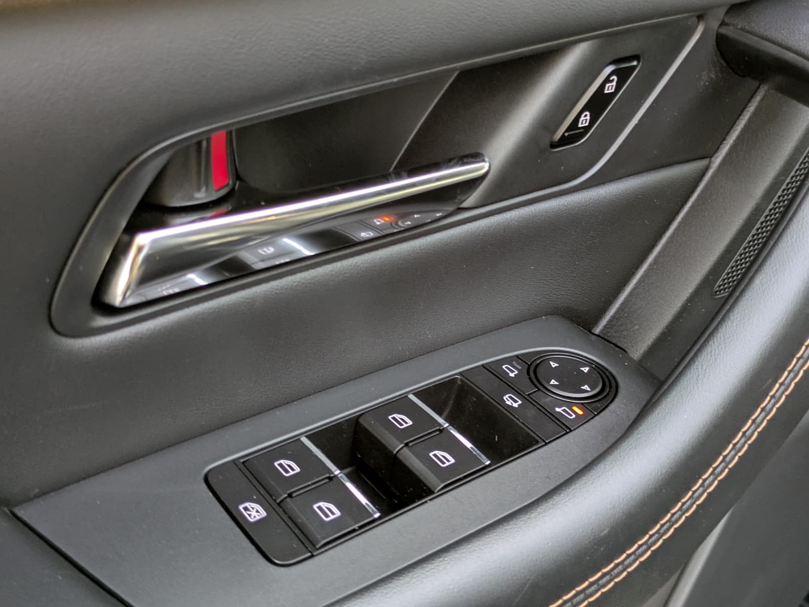 Fahrzeugabbildung Mazda CX-60 HOMURA AWD MATRIX*BOSE*LEDER*HUD*ACC*360°