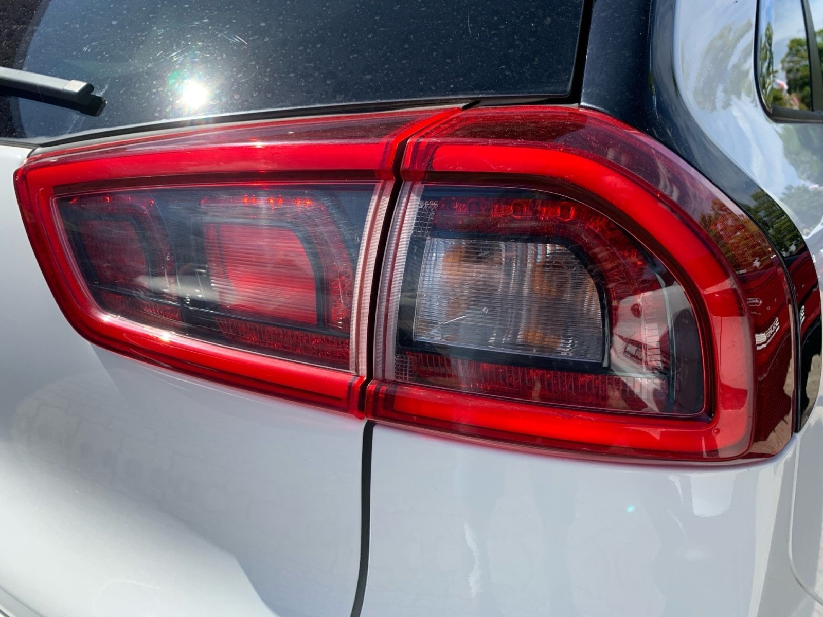 Fahrzeugabbildung Kia Niro 1.6 Hybrid Spririt AHK Leder Navi 1Hd