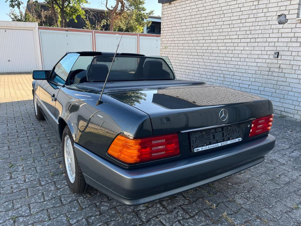 Mercedes-Benz SL 300