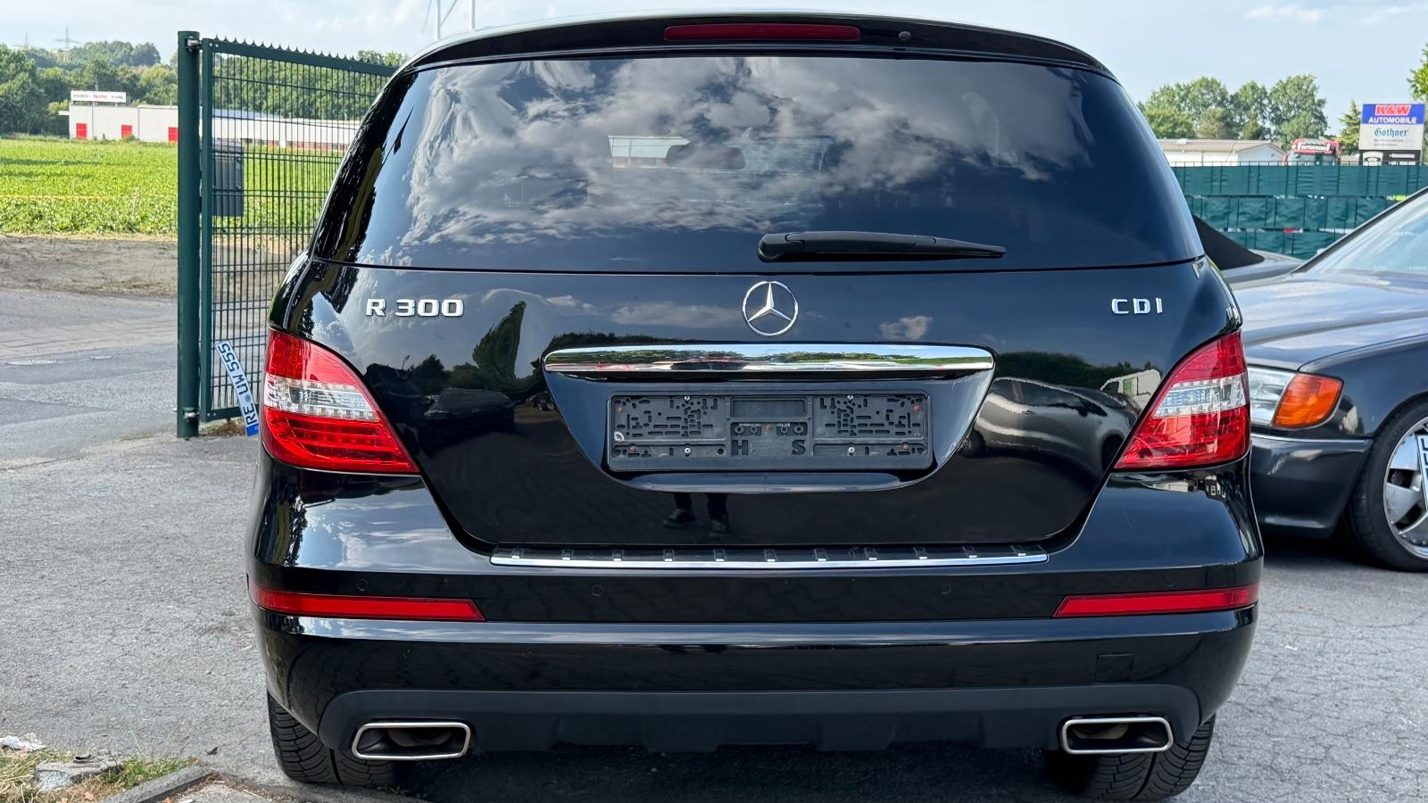 MERCEDES-BENZ R 300 CDI 190ch PACK SPORT - 7 PLACES - TOIT OUVRANT - SUSPENSION PNEUMATIQUE - SIÈGES CHAUFFANTS