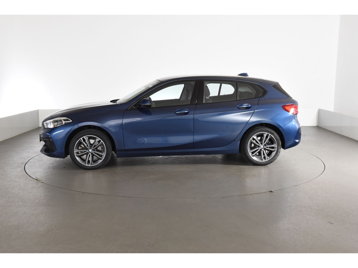 BMW 120 d Sport Line Navigation Lichtpaket DAB Head foto 3