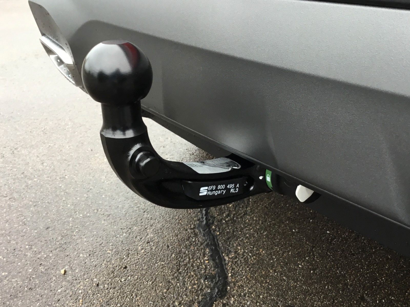 Fahrzeugabbildung SEAT Arona FR 1.5 TSI DSG+AHK+ACC+17"+Navi+Kamera