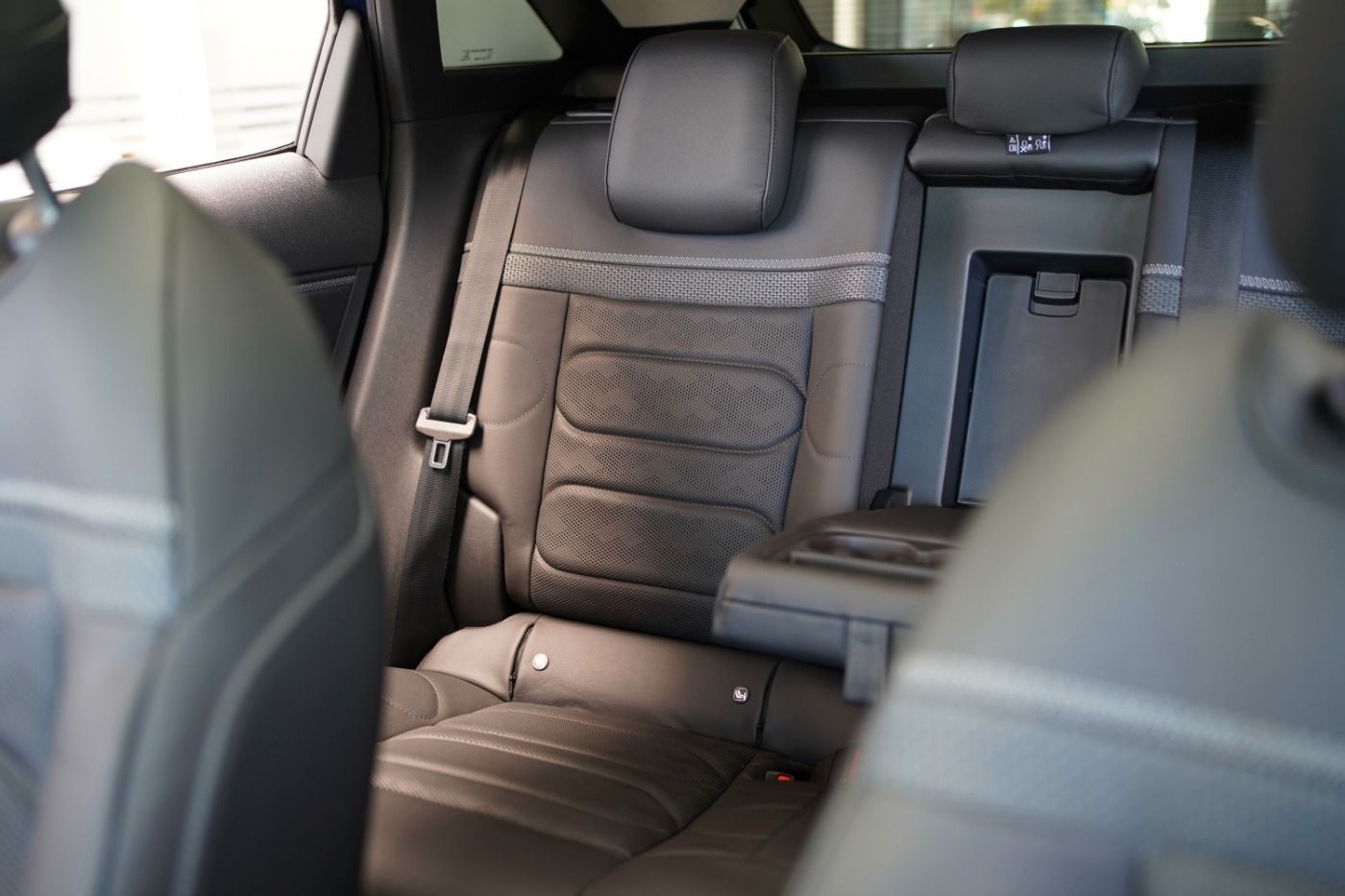 Fahrzeugabbildung Citroën C5 X PureTech 180 EAT8 Shine Pack Automatik Navi