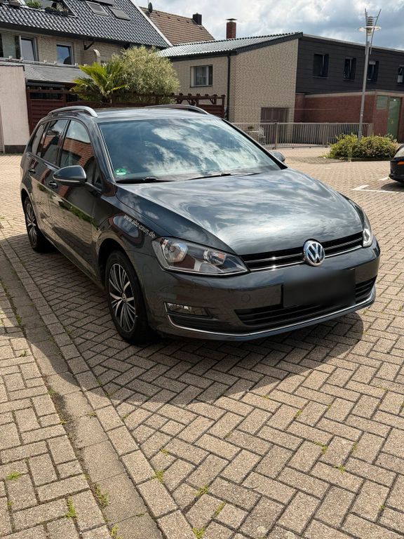 Image of Volkswagen Golf