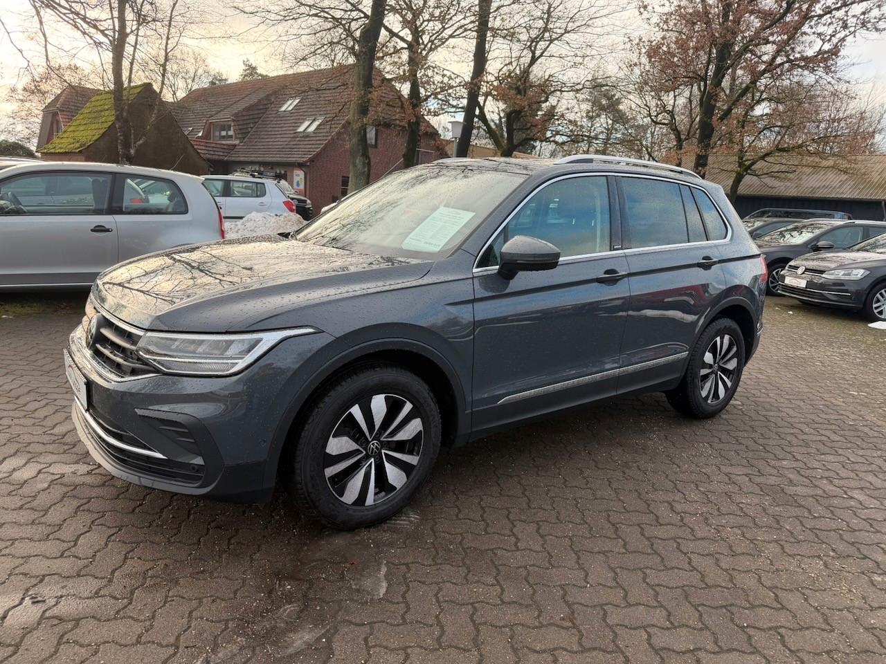 Volkswagen Tiguan Move DSG KAMERA LED ACC APP