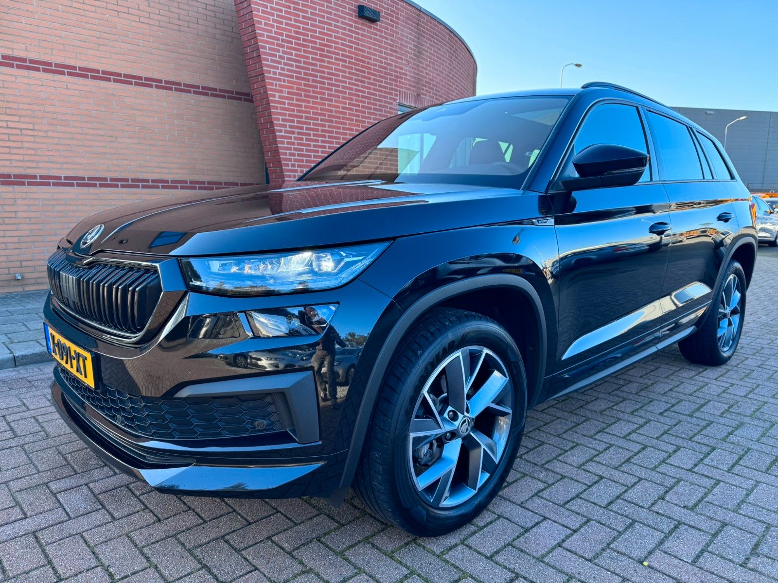 Skoda Kodiaq 7 ZITSER 1.5 TSI SPORTLINE, PANO, LEDER A