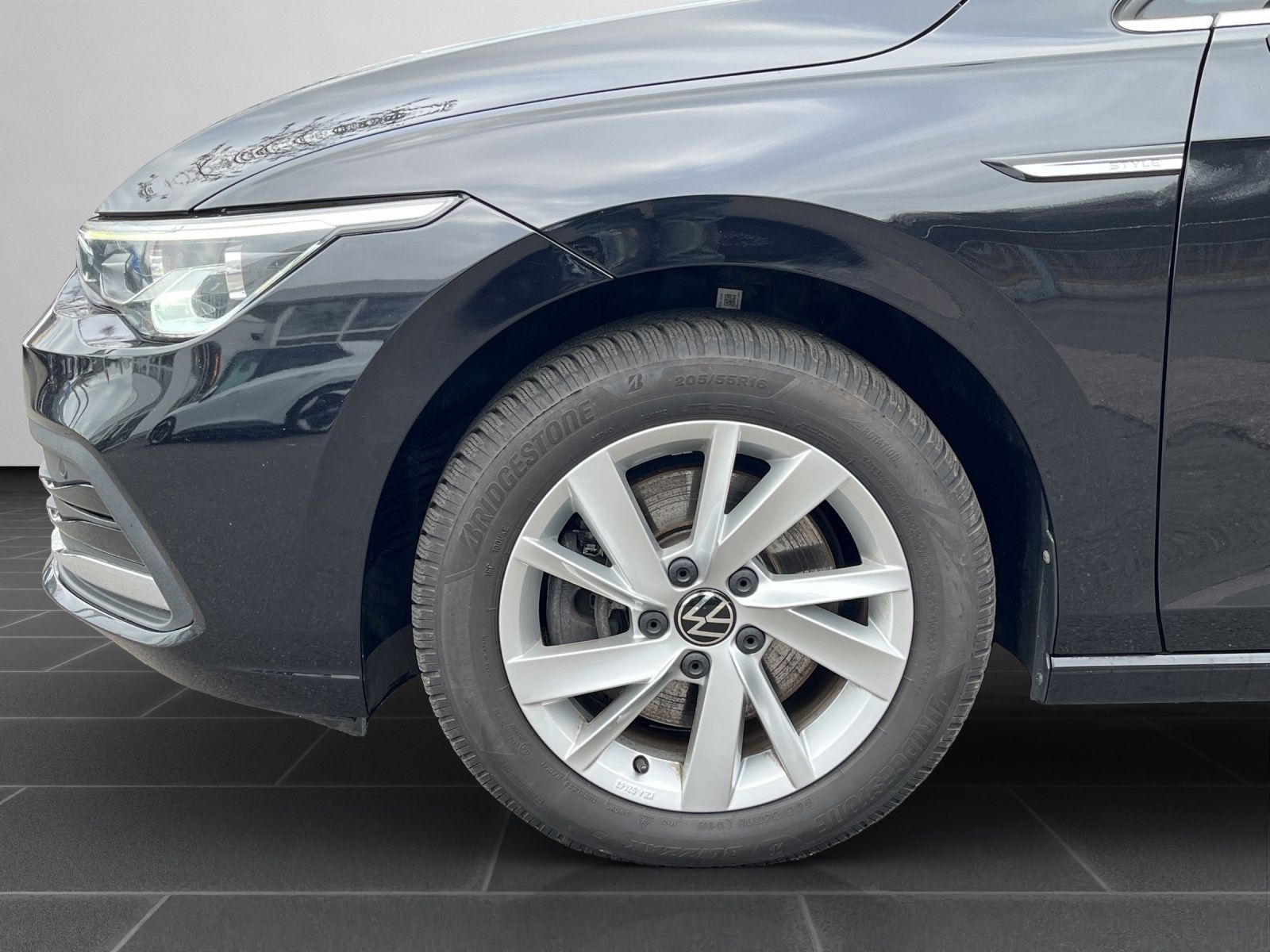Volkswagen Golf - Bild 9