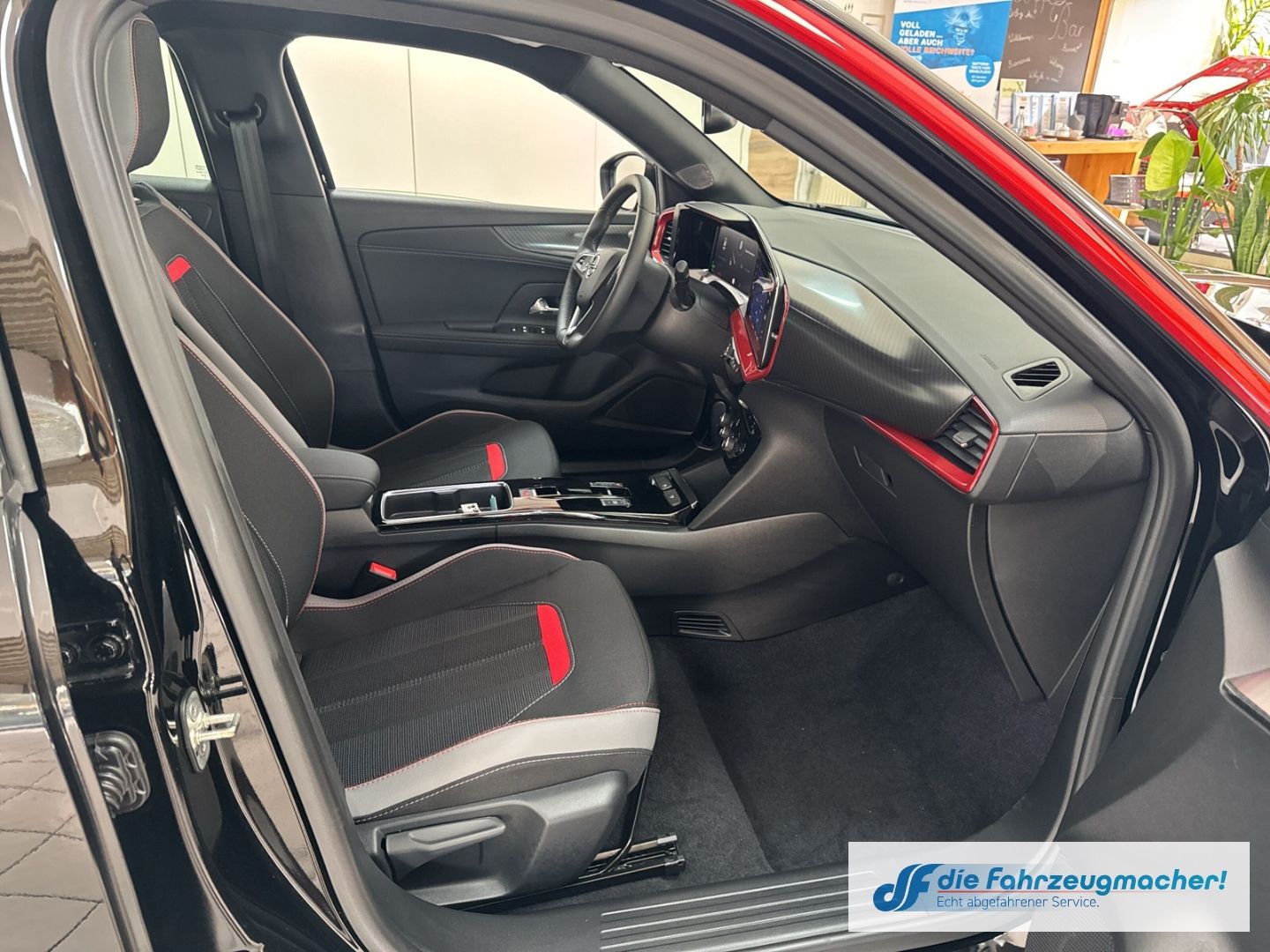 Fahrzeugabbildung Opel Mokka e GS Line Navi Digitales Cockpit LED Apple