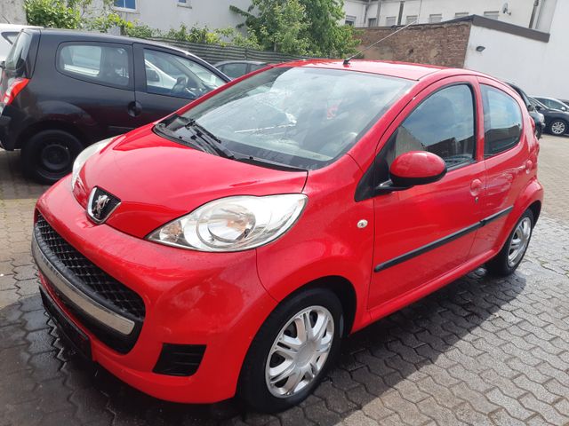 Peugeot 107 1,0 Filou *5-türig*Klima*Euro-5 Kat*