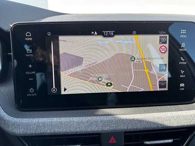Fahrzeugabbildung SKODA Kamiq 1.0 TSI DSG Selection ACC+AHK+NAVI+SHZ+GRA