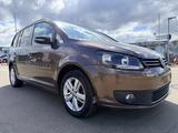 Volkswagen Touran Match - Volkswagen Touran Match mit Benzin-Antrieb