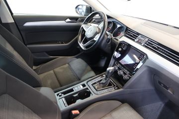 Volkswagen Passat Variant - 12
