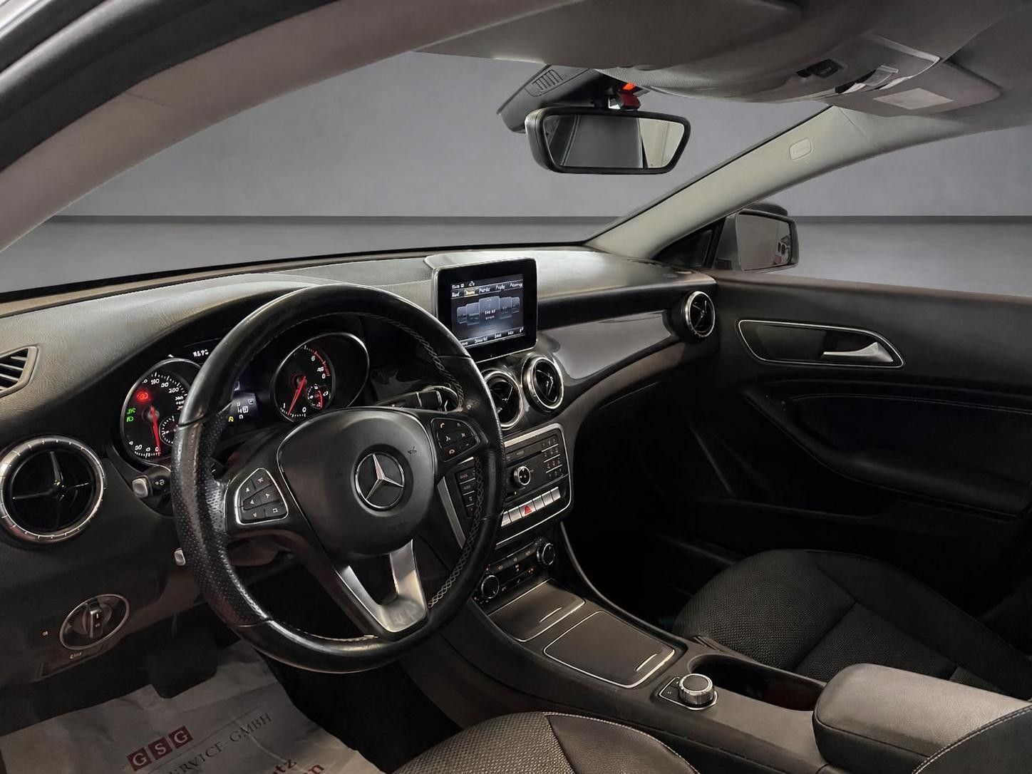 Mercedes-Benz CLA 200 Business 2. Hd BT Sport foto 21