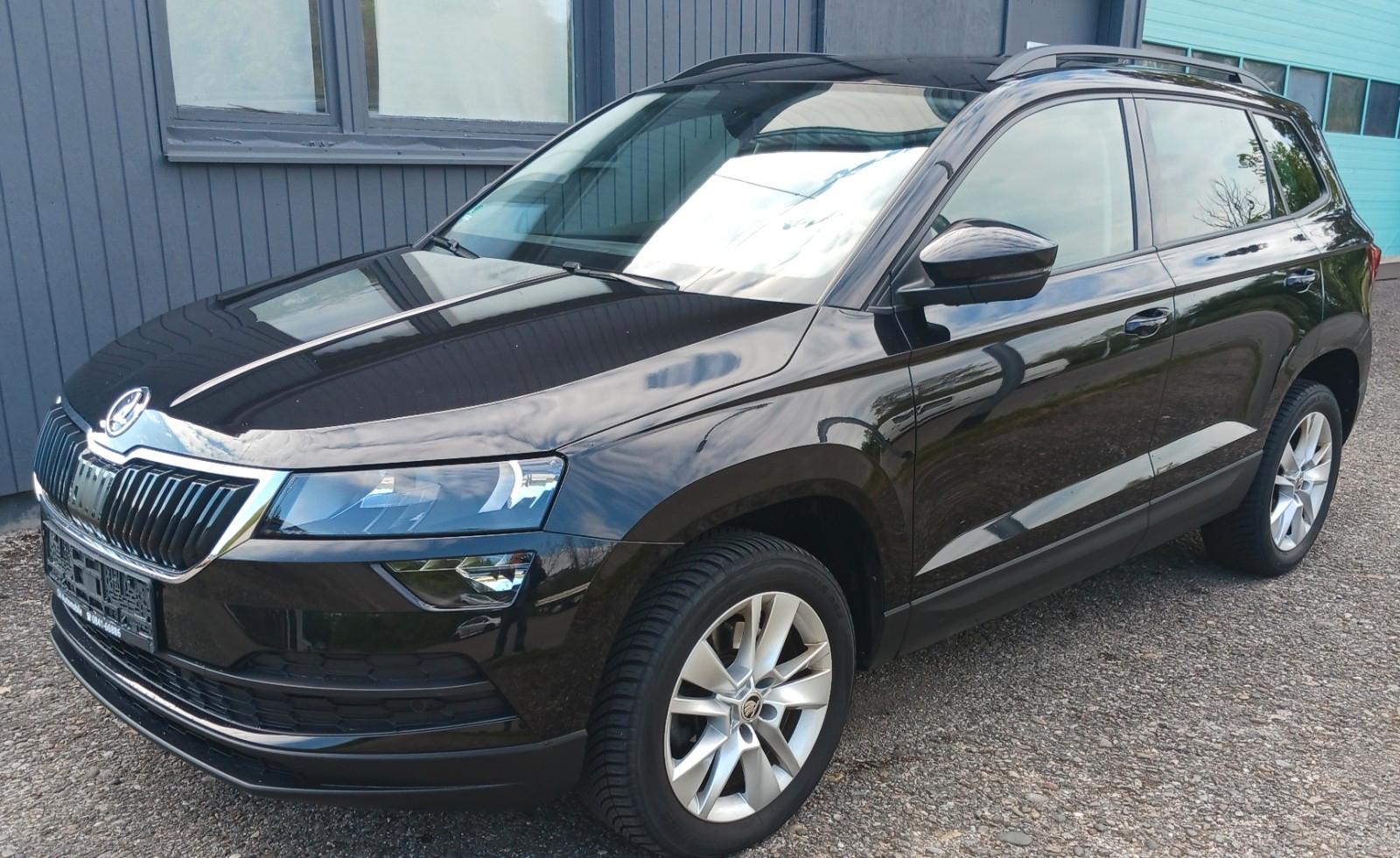 Skoda Karoq 2.0 TDI 110 kW Navi,AHK,Alu,Sitzhzg.,